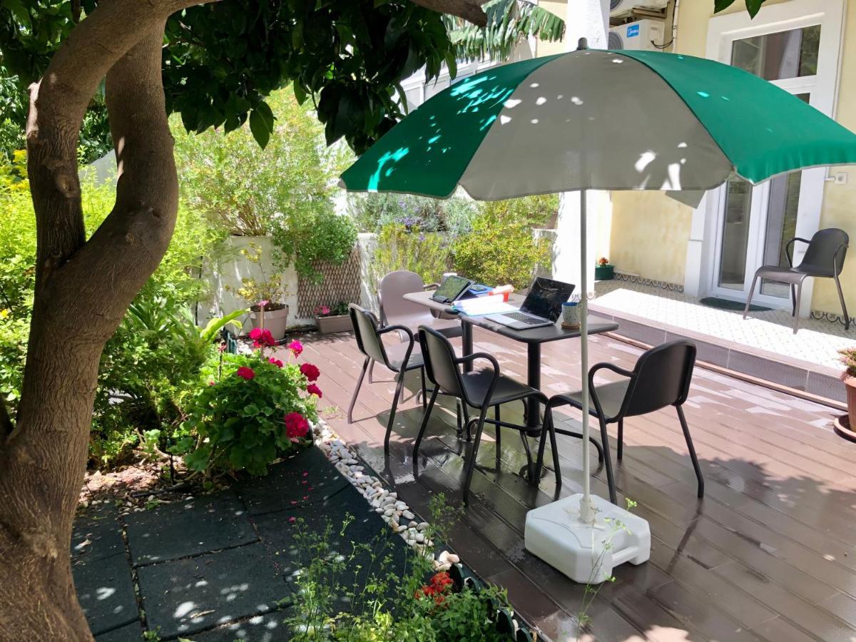 Sunny Orange Garden Apartment In Central Lisbon Lisboa Exterior foto