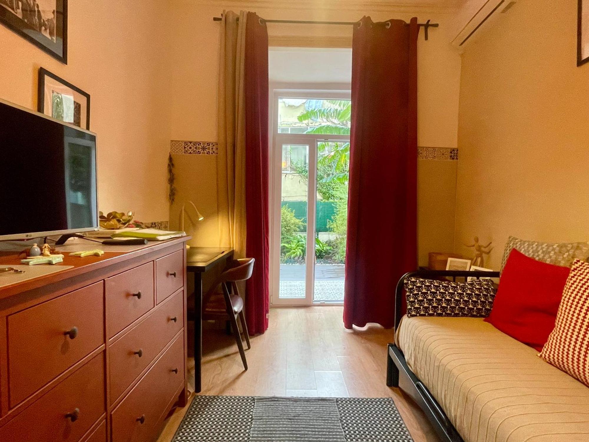 Sunny Orange Garden Apartment In Central Lisbon Lisboa Exterior foto