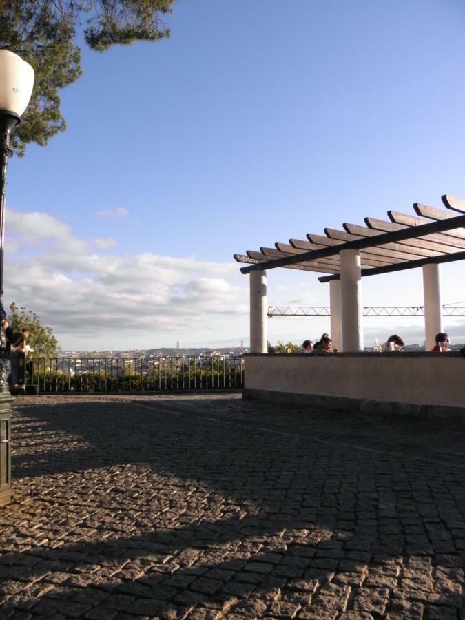 Sunny Orange Garden Apartment In Central Lisbon Lisboa Exterior foto